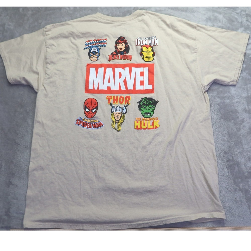 Marvel Comics Avengers Graphic T-Shirt Men's 2XL‎ Beige Sand Superhero Crew Neck